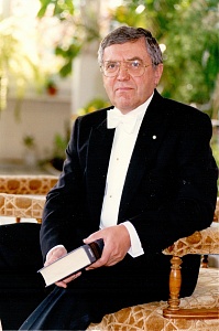 Не стало Анатолия Леонидовича Адамишина