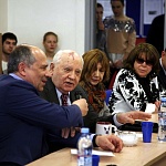 Горбачев в Московской школе экономике МГУ