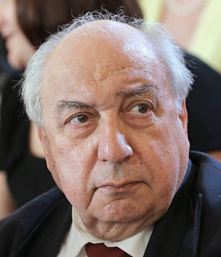 Александру Огановичу Чубарьяну — 90!